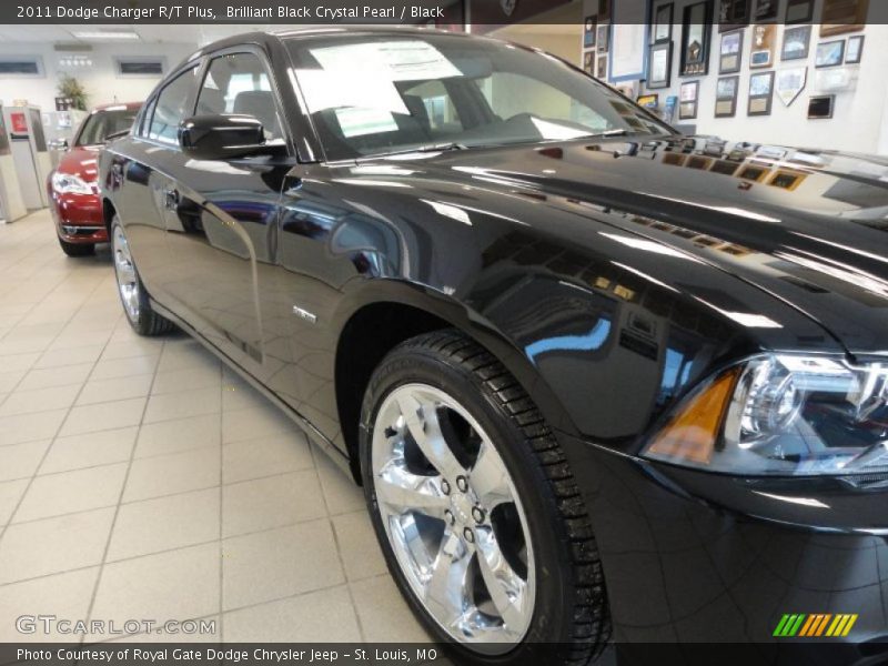 Brilliant Black Crystal Pearl / Black 2011 Dodge Charger R/T Plus