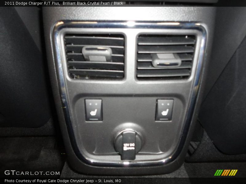 Brilliant Black Crystal Pearl / Black 2011 Dodge Charger R/T Plus