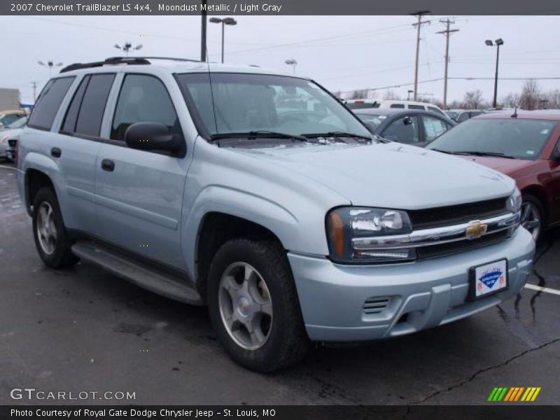 Moondust Metallic / Light Gray 2007 Chevrolet TrailBlazer LS 4x4