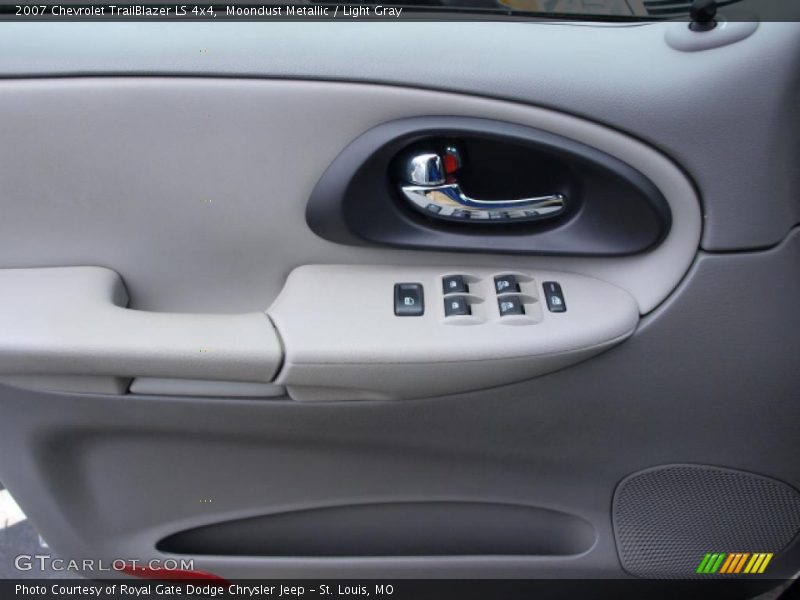 Moondust Metallic / Light Gray 2007 Chevrolet TrailBlazer LS 4x4