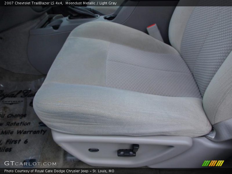 Moondust Metallic / Light Gray 2007 Chevrolet TrailBlazer LS 4x4