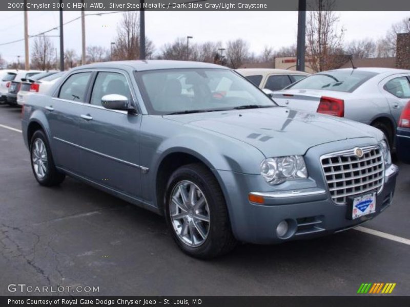 Front 3/4 View of 2007 300 C HEMI AWD
