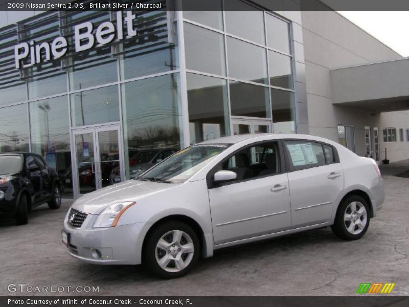 Brilliant Silver / Charcoal 2009 Nissan Sentra 2.0 S