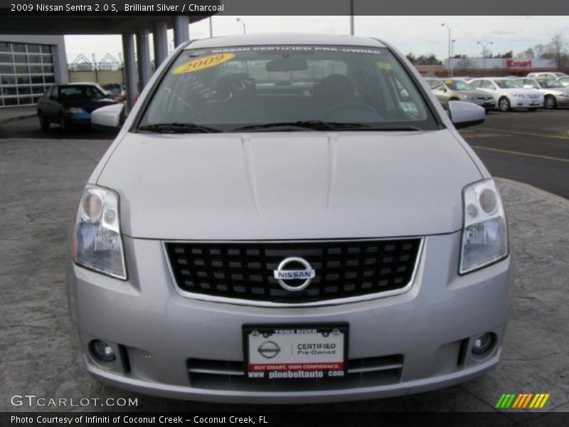 Brilliant Silver / Charcoal 2009 Nissan Sentra 2.0 S