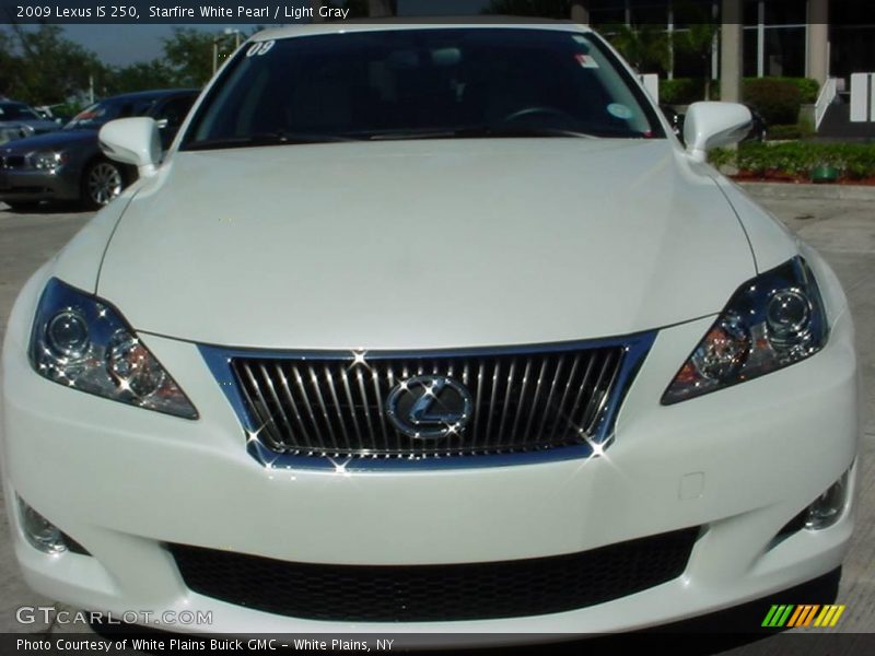 Starfire White Pearl / Light Gray 2009 Lexus IS 250