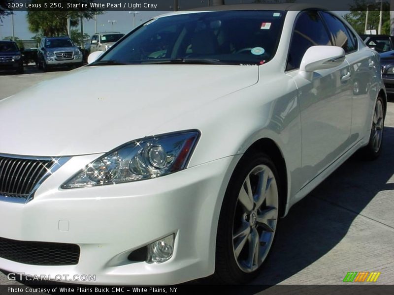 Starfire White Pearl / Light Gray 2009 Lexus IS 250