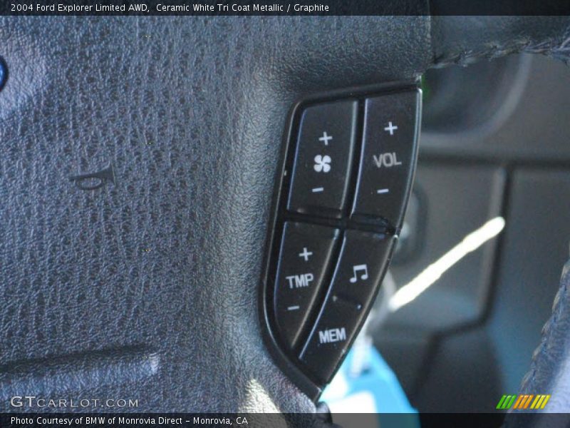 Controls of 2004 Explorer Limited AWD