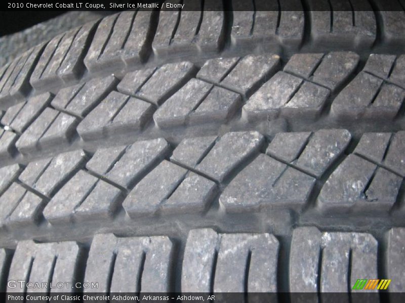 Silver Ice Metallic / Ebony 2010 Chevrolet Cobalt LT Coupe