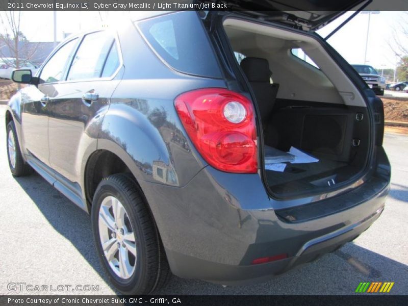 Cyber Gray Metallic / Light Titanium/Jet Black 2011 Chevrolet Equinox LS