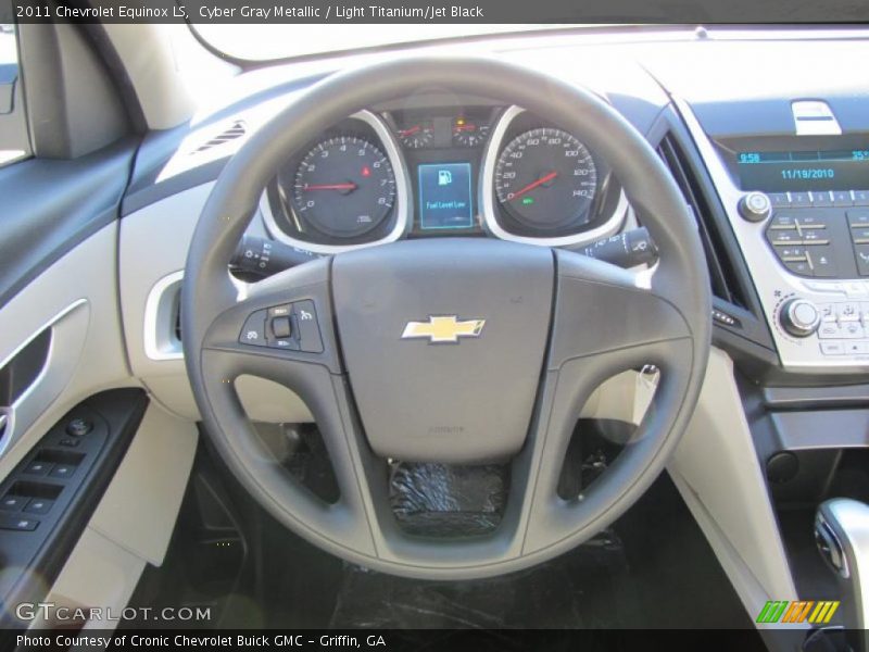 Cyber Gray Metallic / Light Titanium/Jet Black 2011 Chevrolet Equinox LS