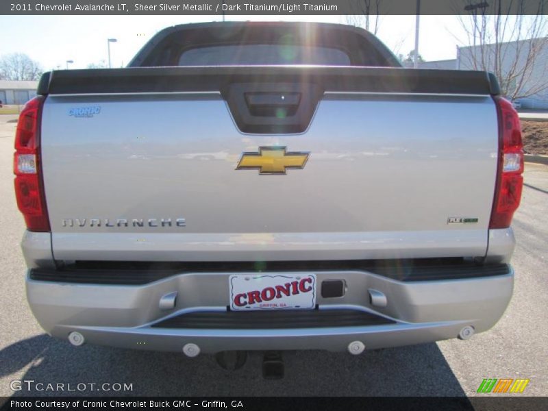 Sheer Silver Metallic / Dark Titanium/Light Titanium 2011 Chevrolet Avalanche LT