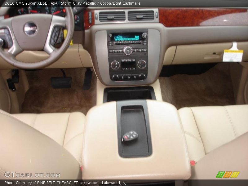 Storm Gray Metallic / Cocoa/Light Cashmere 2010 GMC Yukon XL SLT 4x4