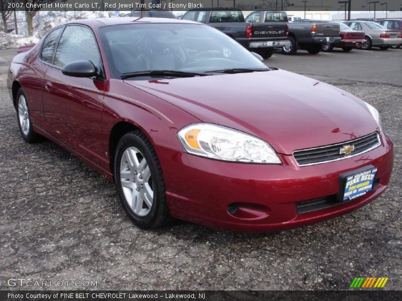 Front 3/4 View of 2007 Monte Carlo LT