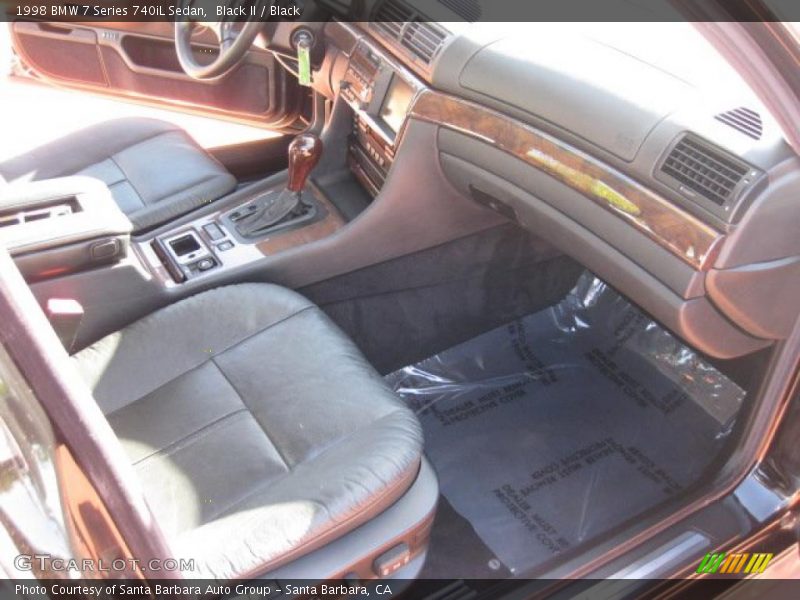 Dashboard of 1998 7 Series 740iL Sedan