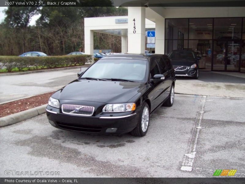 Black / Graphite 2007 Volvo V70 2.5T