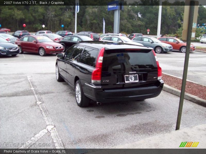 Black / Graphite 2007 Volvo V70 2.5T