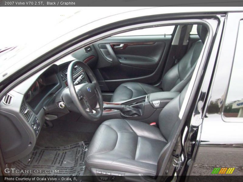  2007 V70 2.5T Graphite Interior