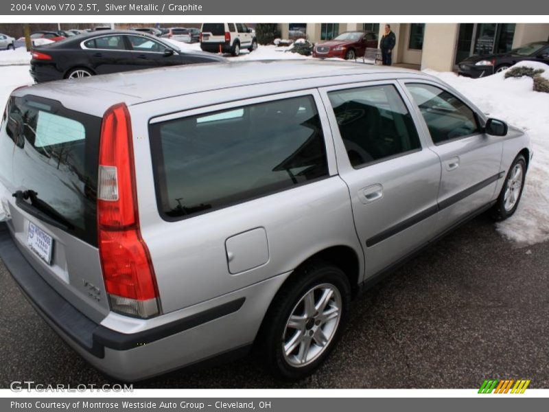 Silver Metallic / Graphite 2004 Volvo V70 2.5T