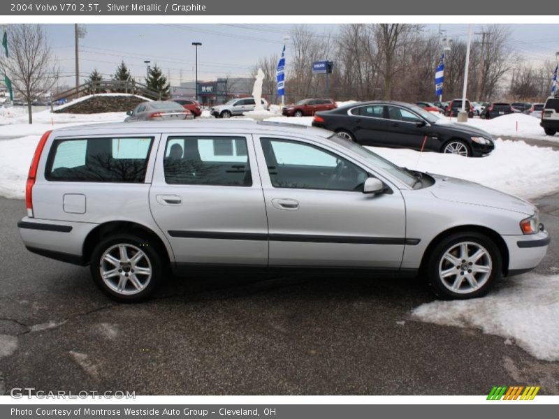 Silver Metallic / Graphite 2004 Volvo V70 2.5T