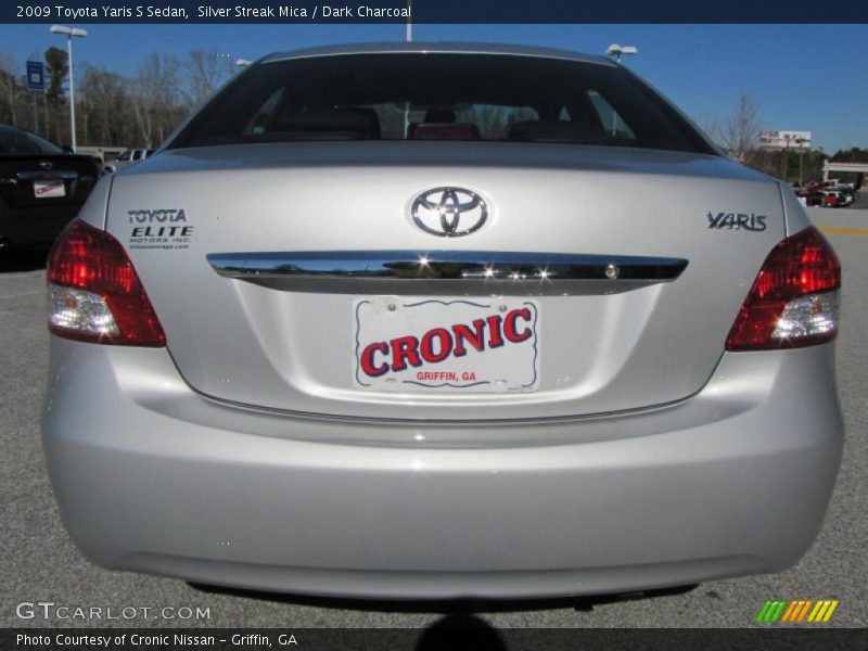 Silver Streak Mica / Dark Charcoal 2009 Toyota Yaris S Sedan