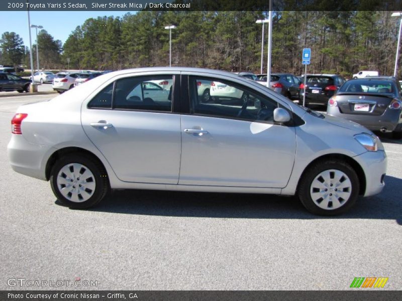 Silver Streak Mica / Dark Charcoal 2009 Toyota Yaris S Sedan