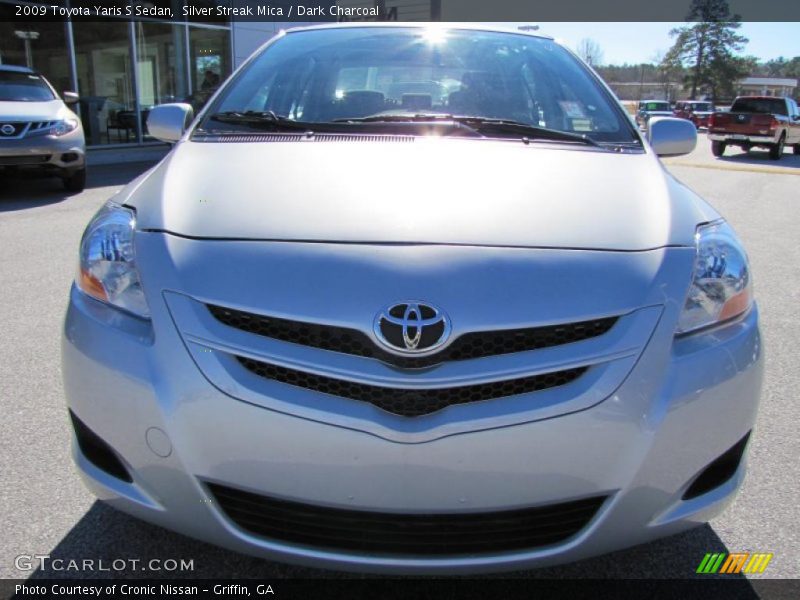 Silver Streak Mica / Dark Charcoal 2009 Toyota Yaris S Sedan