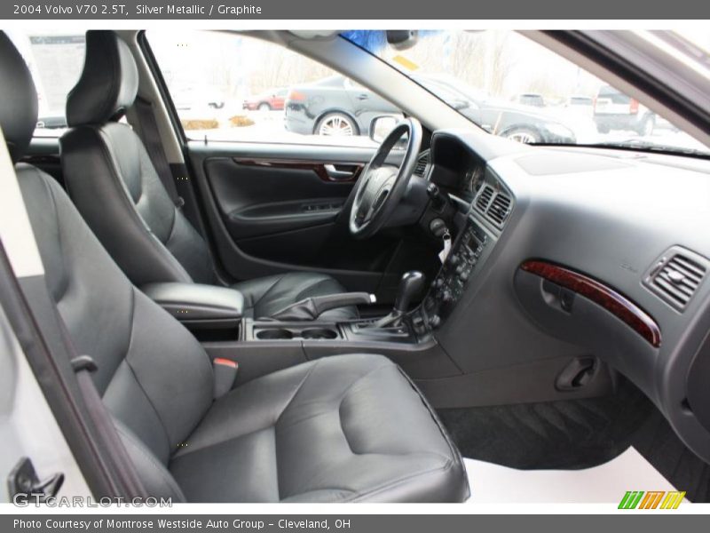  2004 V70 2.5T Graphite Interior