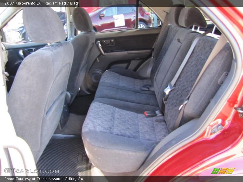 Radiant Red / Black 2007 Kia Sorento LX