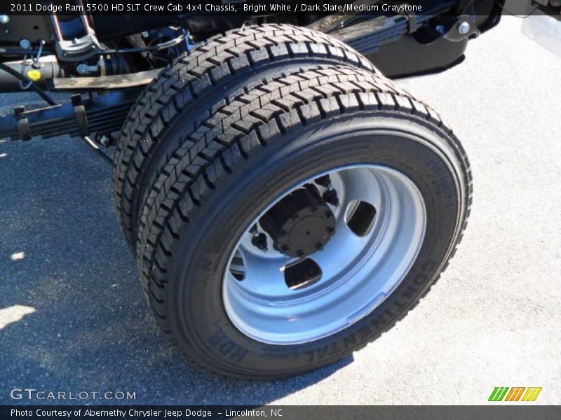  2011 Ram 5500 HD SLT Crew Cab 4x4 Chassis Wheel