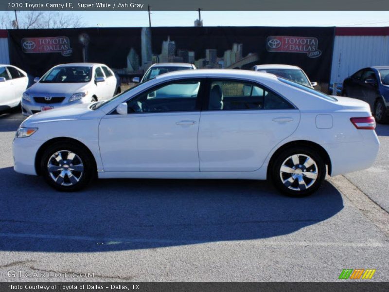Super White / Ash Gray 2010 Toyota Camry LE