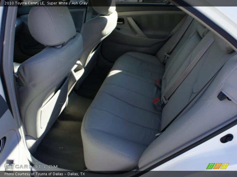Super White / Ash Gray 2010 Toyota Camry LE