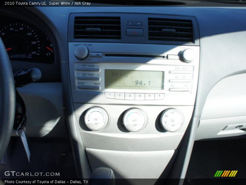 Super White / Ash Gray 2010 Toyota Camry LE