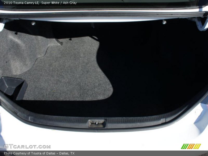 Super White / Ash Gray 2010 Toyota Camry LE