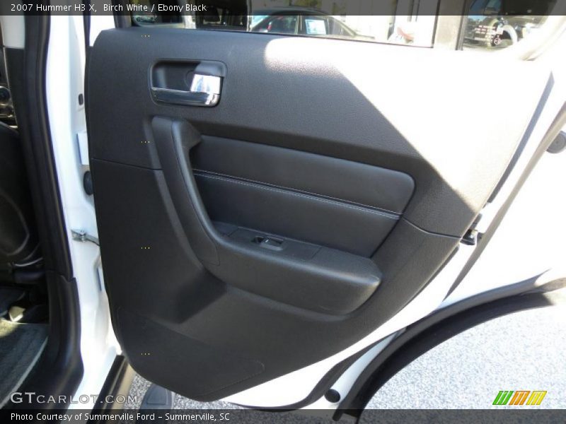 Birch White / Ebony Black 2007 Hummer H3 X