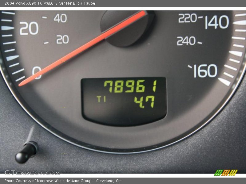 Silver Metallic / Taupe 2004 Volvo XC90 T6 AWD
