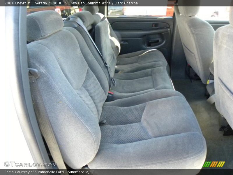 Summit White / Dark Charcoal 2004 Chevrolet Silverado 2500HD LS Crew Cab