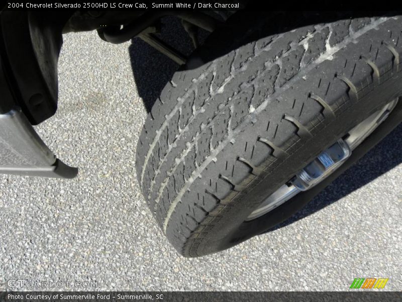 Summit White / Dark Charcoal 2004 Chevrolet Silverado 2500HD LS Crew Cab