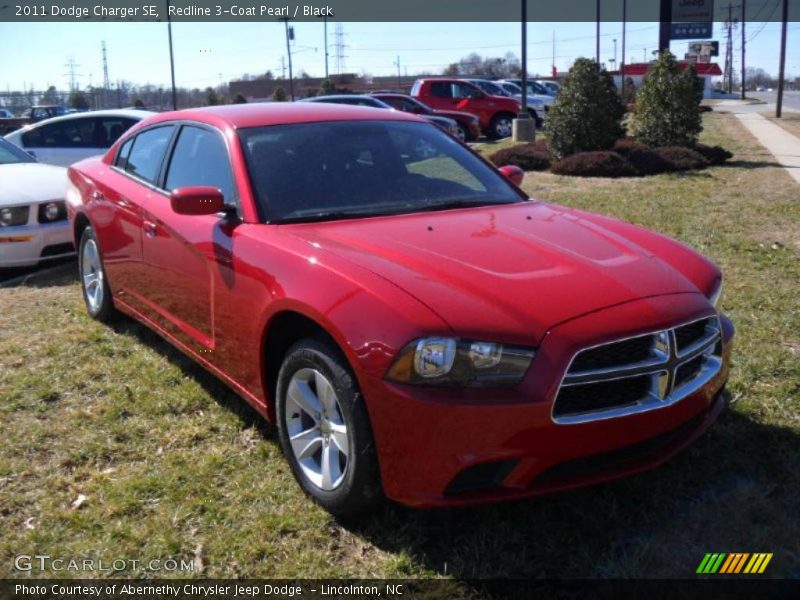 Redline 3-Coat Pearl / Black 2011 Dodge Charger SE