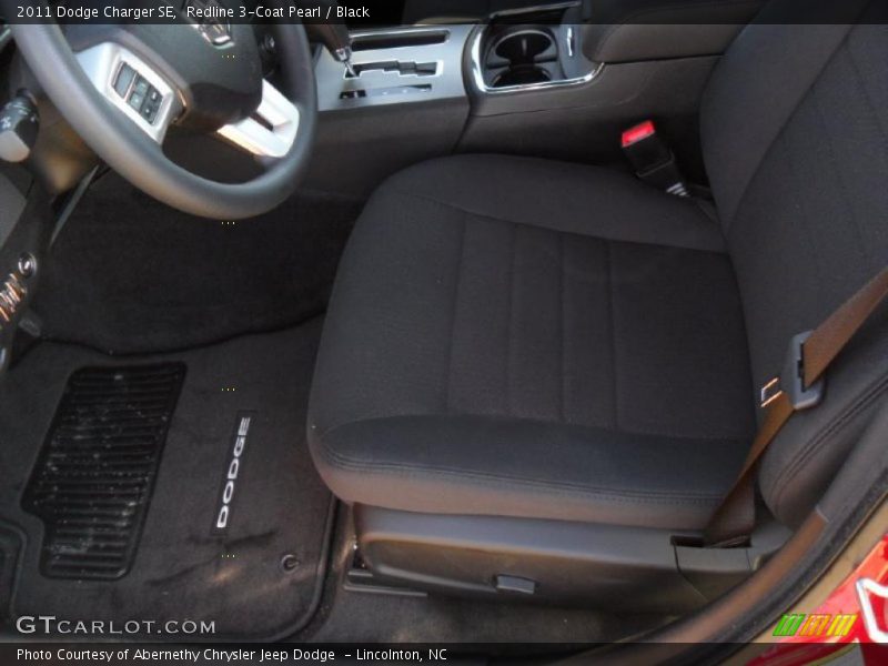 Redline 3-Coat Pearl / Black 2011 Dodge Charger SE