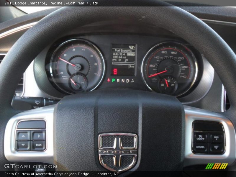 Redline 3-Coat Pearl / Black 2011 Dodge Charger SE