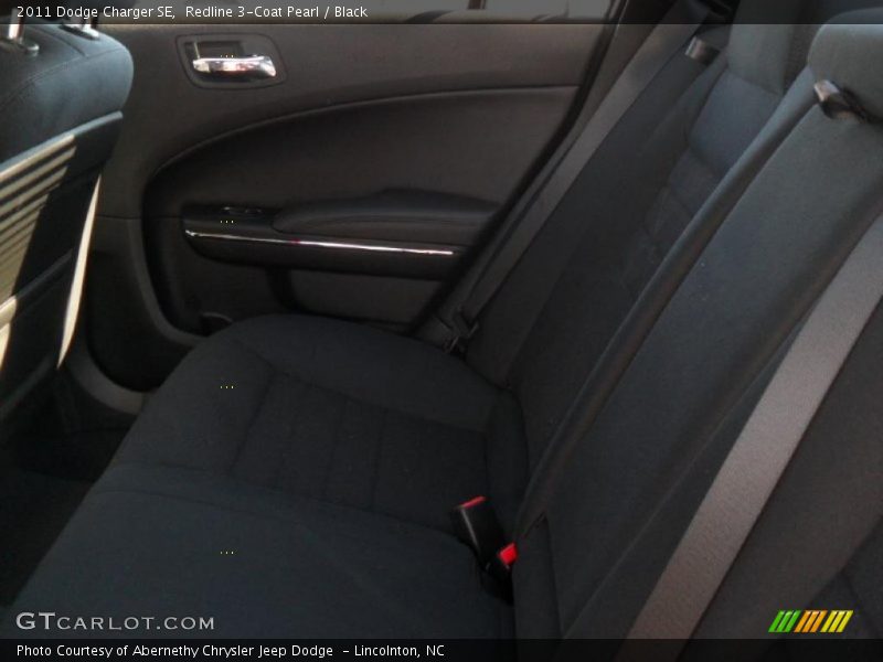 Redline 3-Coat Pearl / Black 2011 Dodge Charger SE