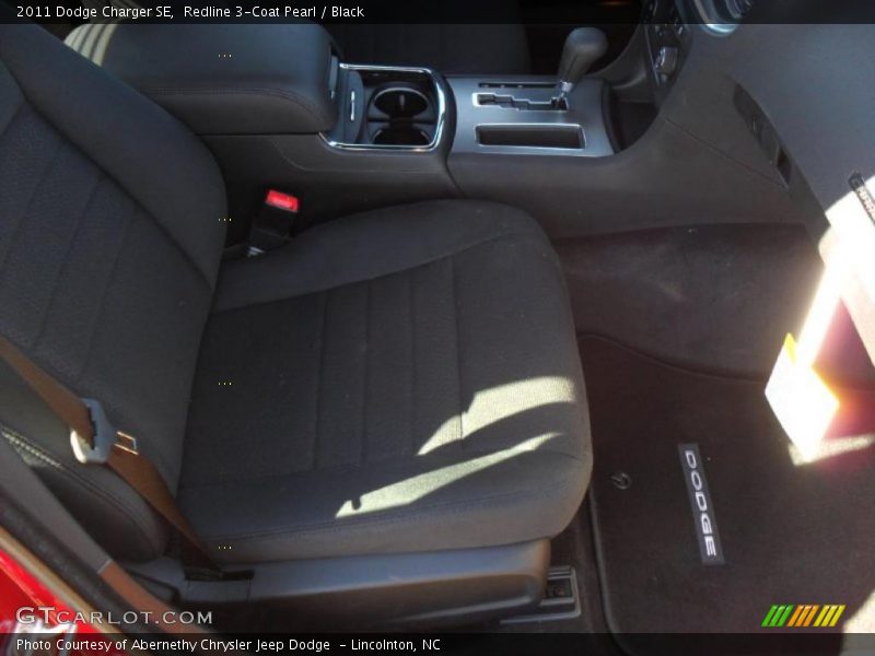 Redline 3-Coat Pearl / Black 2011 Dodge Charger SE