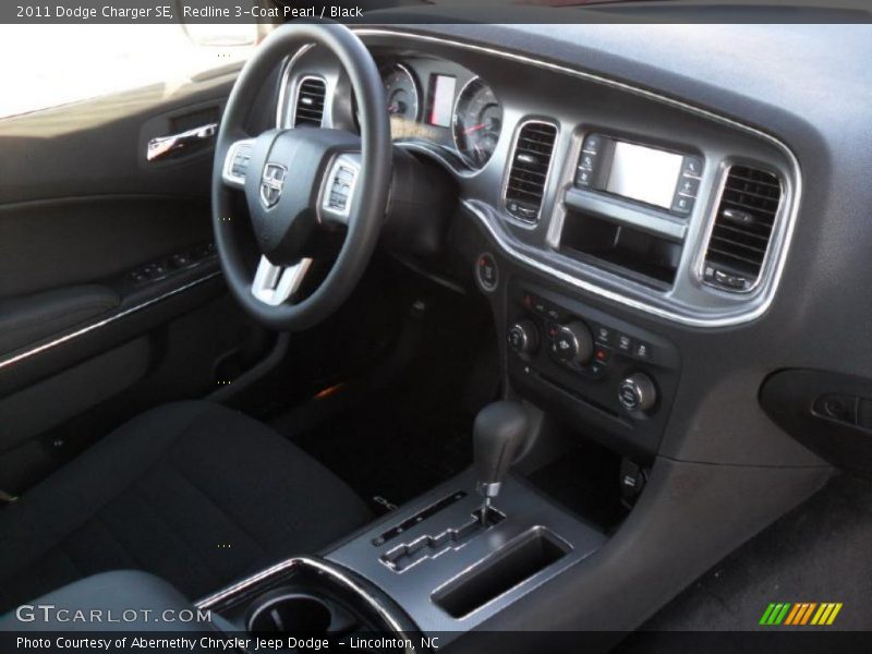 Redline 3-Coat Pearl / Black 2011 Dodge Charger SE