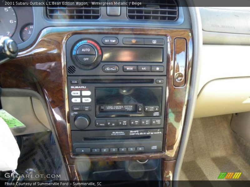Controls of 2001 Outback L.L.Bean Edition Wagon