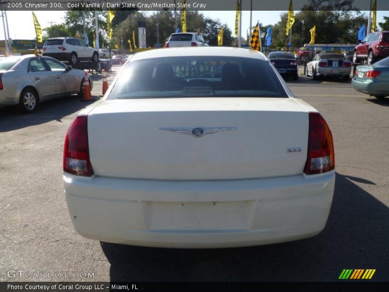 Cool Vanilla / Dark Slate Gray/Medium Slate Gray 2005 Chrysler 300