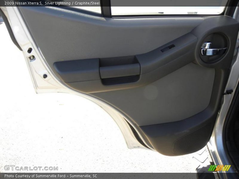 Silver Lightning / Graphite/Steel 2009 Nissan Xterra S