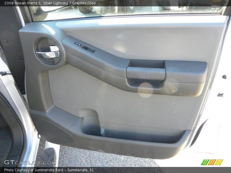 Silver Lightning / Graphite/Steel 2009 Nissan Xterra S