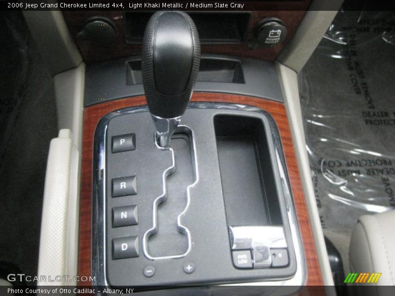 Light Khaki Metallic / Medium Slate Gray 2006 Jeep Grand Cherokee Limited 4x4