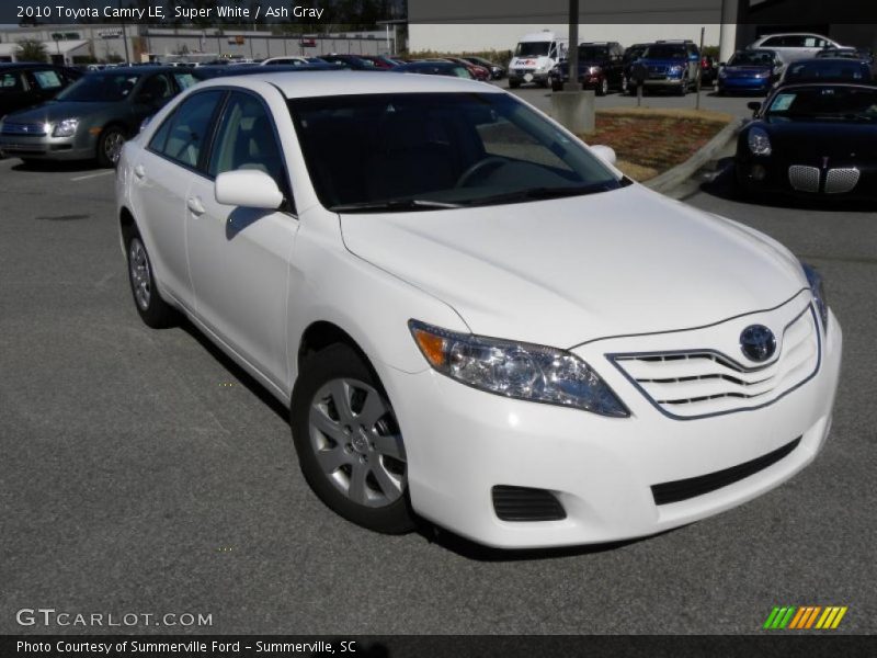 Super White / Ash Gray 2010 Toyota Camry LE