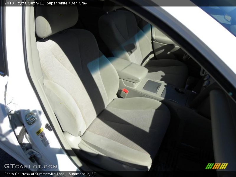 Super White / Ash Gray 2010 Toyota Camry LE